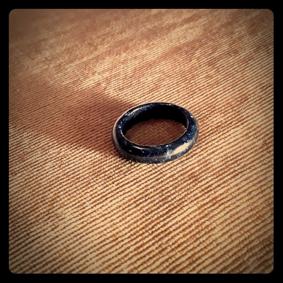 Black Stone Ring - Picture 2 of 3